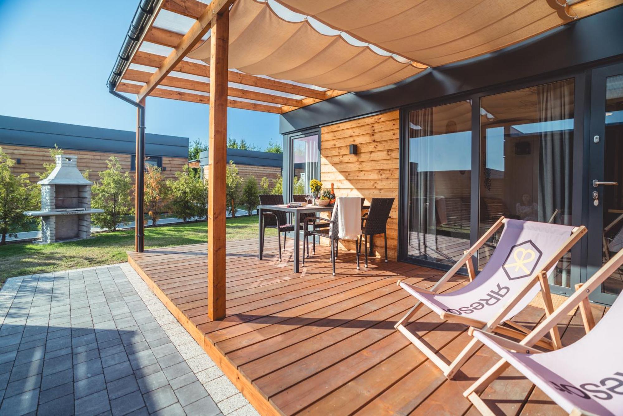 Rresort Holiday Homes Ревал Екстериор снимка