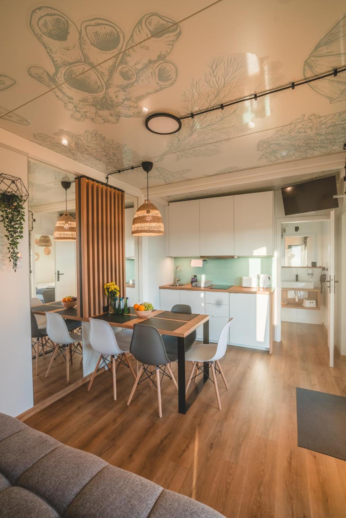 Rresort Holiday Homes Ревал Екстериор снимка